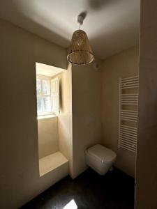 Villas Charming air-conditioned house with garden & view : photos des chambres