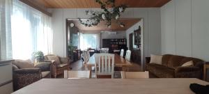 Kortteer vihreä huone