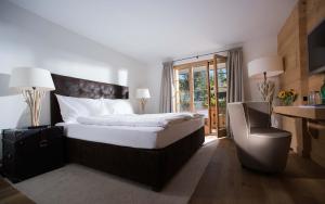 Double Room Westside room in Garni Hotel des Alpes by Bruno Kernen