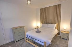 Stunning Brand New Home In St George