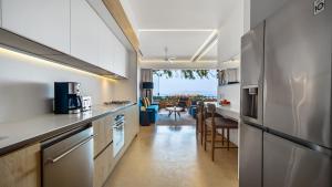 SOHO PV Luxury Ocean View, Pool, Gym, 7m Beach