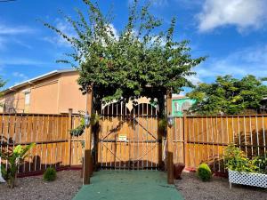 CentralCity "Haven" Private Home & Pool