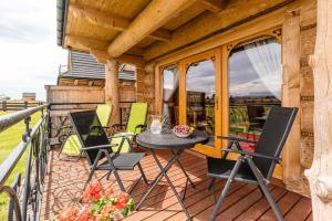 DOMKI TATRY z jacuzzi i sauną w cenie - spokojna okolica - świetna dla rodzin z dziećmi lub grupy znajomych!