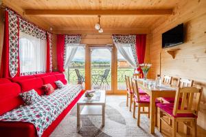 DOMKI TATRY z jacuzzi i sauną w cenie - spokojna okolica - świetna dla rodzin z dziećmi lub grupy znajomych!