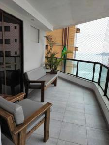 Apto 235 m2 Alto padrão Vista mar 3 suítes