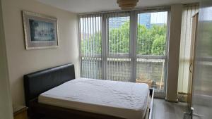 Central London 2 Bed Apartment