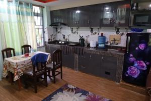 Expediya Holiday House - Full Furnish 2 BHK Roof Top Flat in Kathmandu
