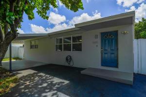 Cozy 2 Bed Home in Fort Lauderdale Sleeps 4