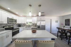 Cozy 2 Bed Home in Fort Lauderdale Sleeps 4