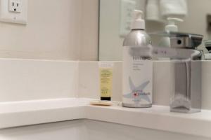 West End 4 Bd,4Bath Walk to Bars-Close to Broadway