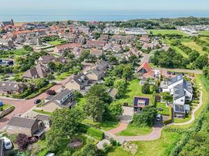 Detached Retreat in Zoutelande near Beaches