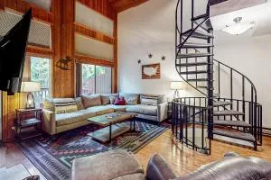 Peaceful Pine Retreat - Vista