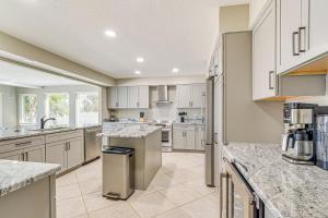 Boat Dock and Pool Bayfront Crystal River Home