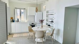 Serene Shore Serifos