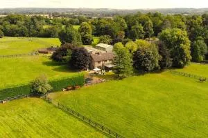 Stud House in Private Country Estate near Bruton - Todber