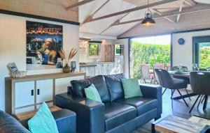 3 Bedroom Amazing Home In Heinkenszand