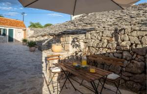 Cozy Home In Primosten With Wifi