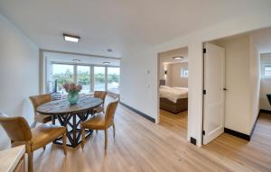 Stunning Home In Bergen Aan Zee