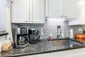 Condo with Patio and Resort Amenities in Fort Pierce!