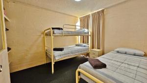 Riverview Holiday Apartment 78 - Kalbarri WA