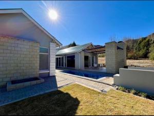 Villa 206 Clarens Golf Estate
