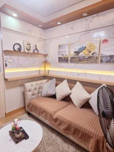 1BR Condo Rental near Fairview