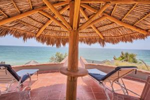 Casa de la Playa Barry Happy