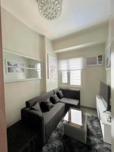 Unit 1 CEZ Condotel at Charm Residence