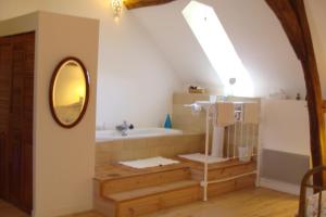 B&B / Chambres d'hotes Le Clos de Ligre : Chambre Double