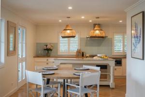 Huckleberry House - By Berry Getaways