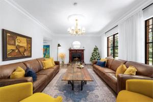 George on George - By Berry Getaways