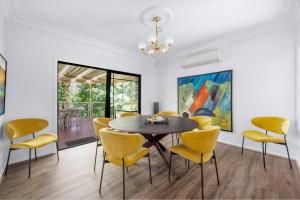 George on George - By Berry Getaways