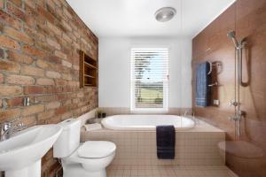 Sunnyside Up - By Berry Getaways