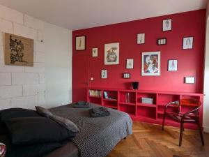 Appartements Appartement avec terrasse, jardin et WIFI au coeur historique d-Angouleme - FR-1-653-263 : photos des chambres