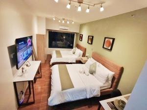 Air Residences-The House of Five 2Queen Bed - Aparthotels, Manila
