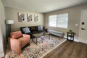 Newly Renovated 3 Bedroom St. Peters MO Home - Chesterfield