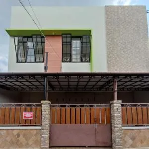 RedDoorz at Syariah House Purwokerto - 巴图拉登