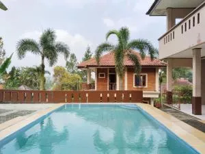 Villa Yustisia Curug 7 Cilember - 希萨鲁阿