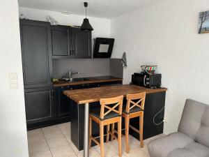 Appartements Charmant Duplex Bordeaux - Place de Parking Privee - Tram : photos des chambres