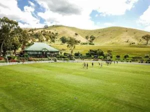 The Village Green Estate - Strath Creek