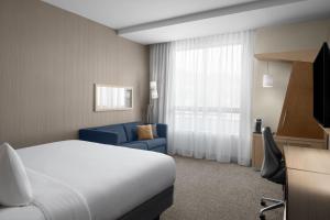 King Room with Sofa Bed room in Courtyard by Marriott Salt Lake City Cottonwood