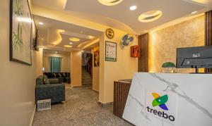 Treebo Taj Square, 10 Mins From Airport