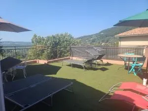 de 1 à 6 avec terrasse solarium, vue panoramique et parking gratuit - Saint-Jacques