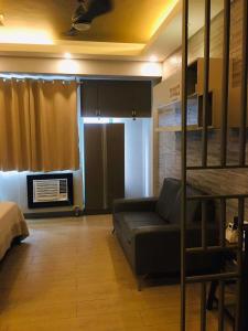 Two Palm Tree Condotel