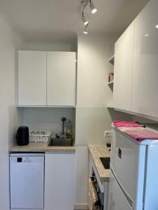 Charming studio in Cannes next to the beach