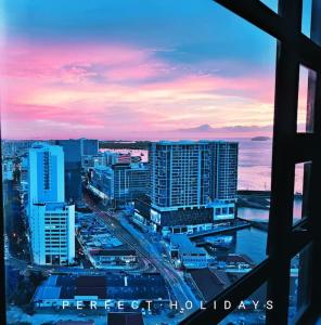 JQ Jesselton Quay Little Angel Homestay New CitySeaview LV29 Netflix 6pax