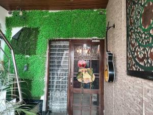 3BHK floor in urban homestay-swiming pool, Jacuzzi