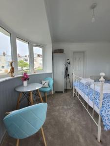 THE VIEW apartment with free parking close to town