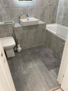 1 Bedroom Apartment By Brookland Stays Serviced Accommodation Short Lets Essex With Free WIFI