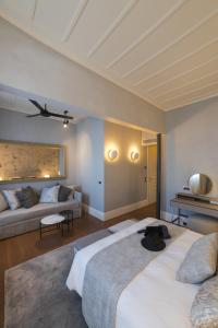 Castellano Hotel & Suites